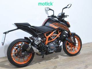 KTM DUKE 125