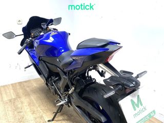 YAMAHA R7 (A2)