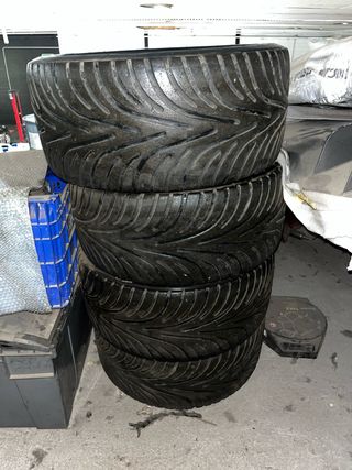 2 Juegos llantas y neumticos ferrari 430 challenge