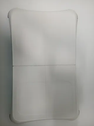 Nintendo Wii con 2 mandos y juegos