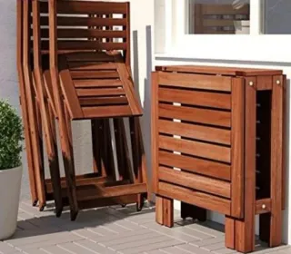 Mesa exterior abatible con 4 sillas