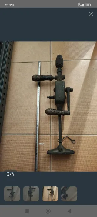 Berbiquí taladro de mano antiguo