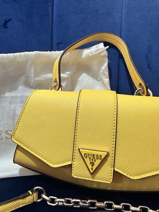 Bolso Guess Amarillo