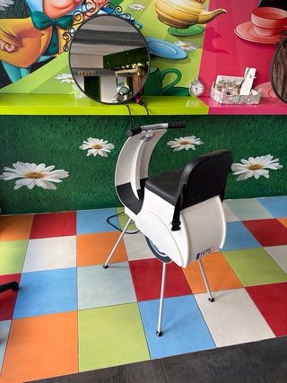 Silla infantil peluquería Pahi Moto Valentino