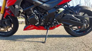 Suzuki GSX-S750 Full.