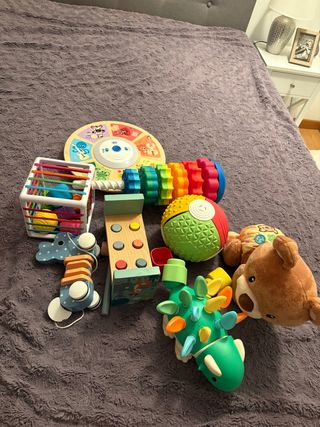 Lote de juguetes infantiles