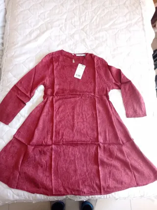 Vestido de entre tiempo Mango talla M. Burdeos