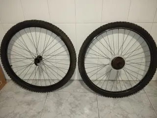 Llanta Bicicleta 26 con Piñon Shimano de 7 marchas