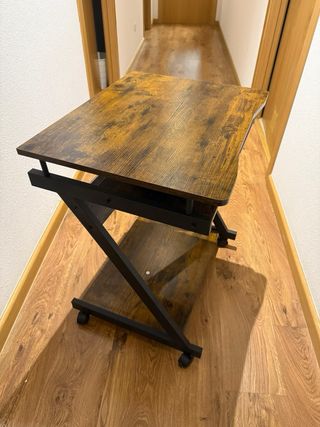 Mesa de escritorio pequeña forma Z