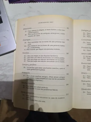 Libro los hechizos del tarot