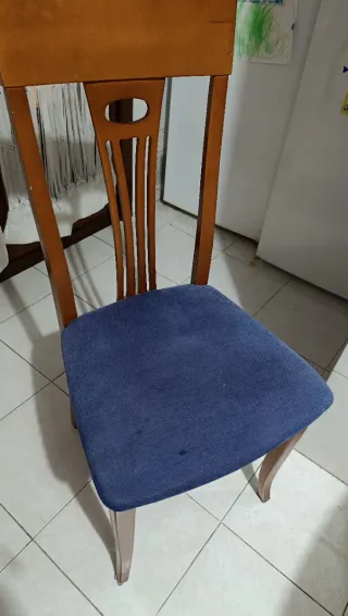 Mesa familiar extensible de madera