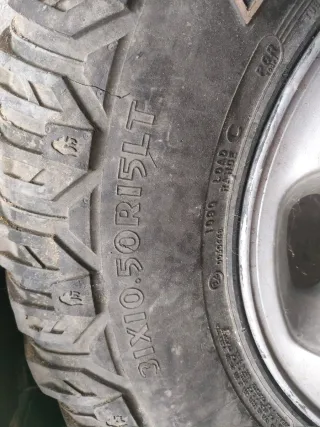 Llantas 4x4 Mitsubishi Montero 15".