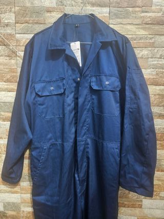 Mono azul de trabajo