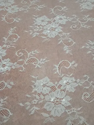 Tovaglia Pizzo Francese Bianco 300x150 cm