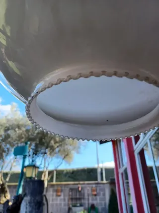 Lámpara de techo opalina y metal plateado