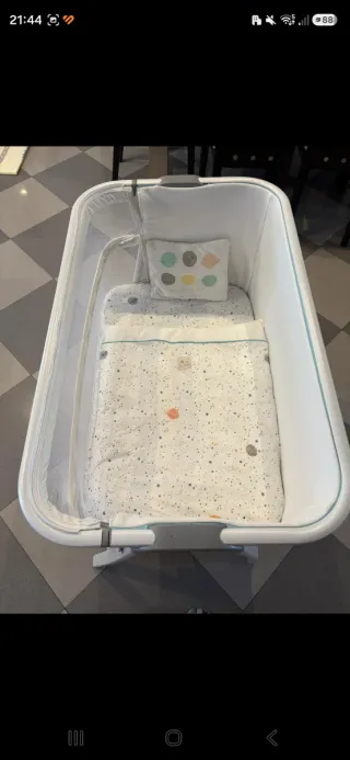 Minicuna Jane Noon con complementos