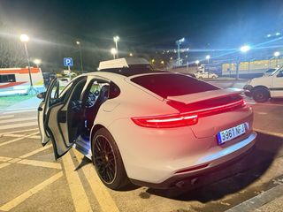 Porsche Panamera 4E-hibryd 2020