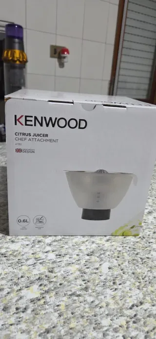 Kenwood Chef XL Titanium 1700W,6.7 litri