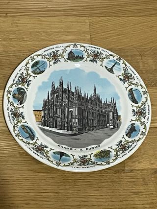 Plato de Milan