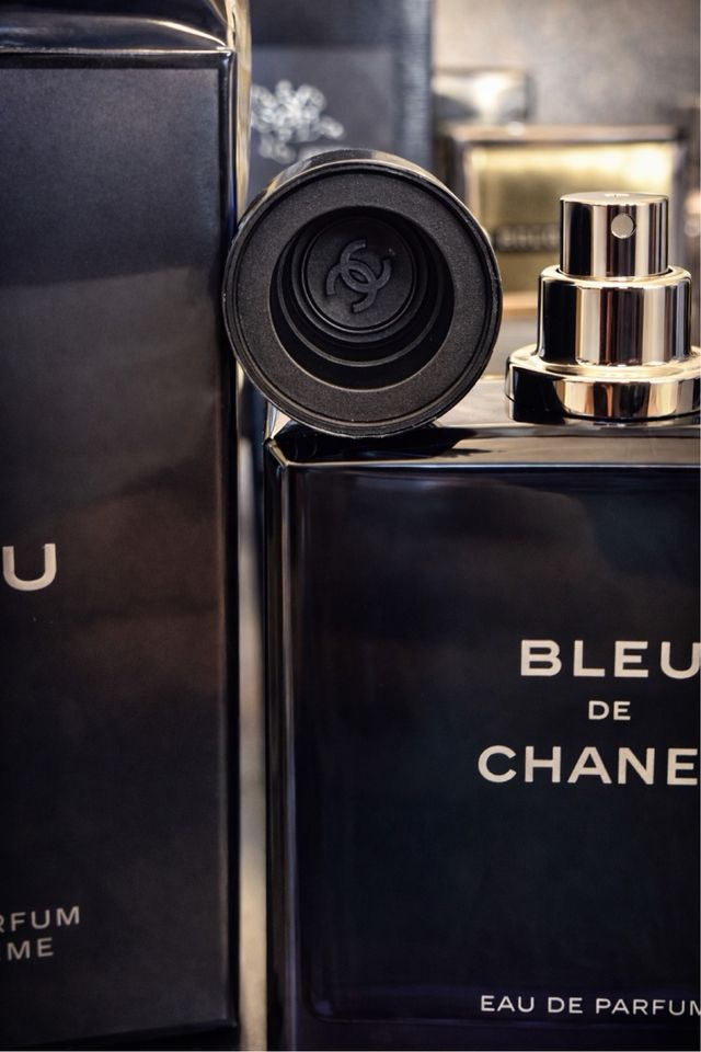 Bleu de Chanel Eau de Parfum Pour Homme