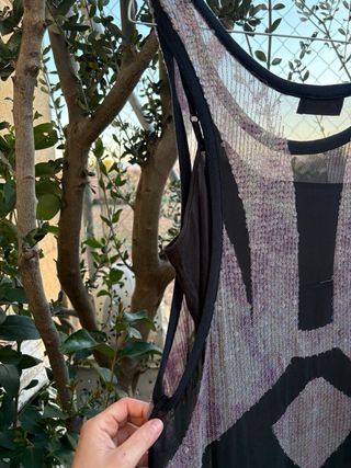 Vestido fiesta lentejuelas morado y negro