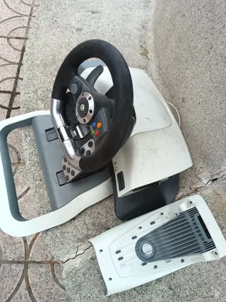 Volante Xbox 360 Microsoft con pedales