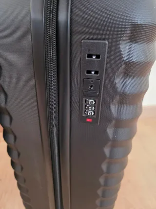 Set 2 Maletas Negras Nuevas