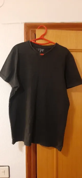 Camiseta negra niño