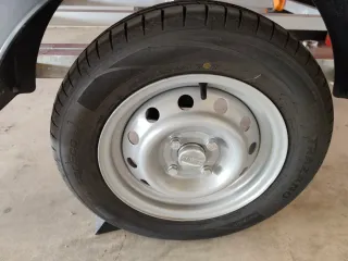 Barco lancha rápida vintage restaurada