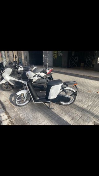 Moto Eléctrica askoll