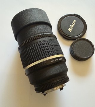 Nikon AF DC-Nikkor 135mm f/2 D