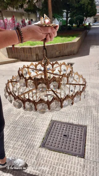 Lámpara araña dorada cristal