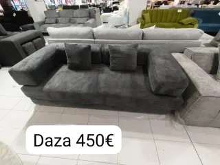 Sofá Daza tela gris 450€