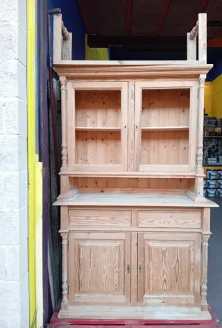 Alacena madera maciza