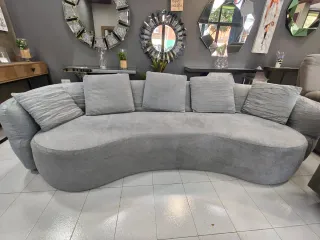 Sofá curvo gris tela Y205 550€