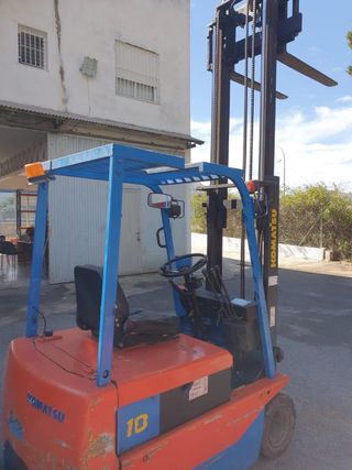 Carretilla elevadora Komatsu buen estado