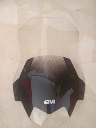 Cúpula GIVI Benelli Trk 502 Alta