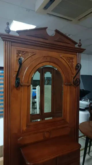 Ingresso provenzale in legno e metallo