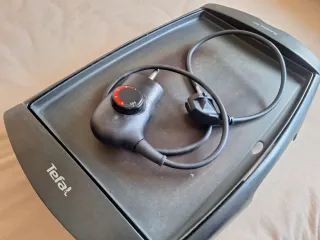 Plancha Eléctrica Tefal,funciona bien