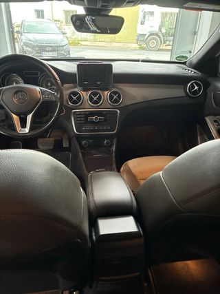 Mercedes-Benz Gla 200 2014 1.6 gasolina 156CV