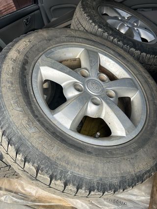 Llantas Kia Sorento (4 unidades)