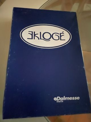 Elegante maglia con stampa farfalle