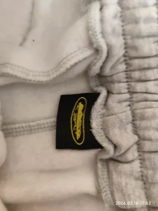 Pantalón deportivo gris para chico