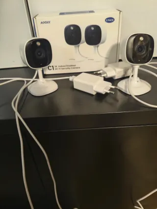 2 Cámaras Vigilancia AOQEE 2K WiFi