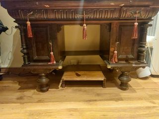 Mesa escritorio madera tallada
