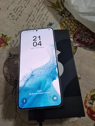 Móvil Samsung s22 plus 128 bateria al 100