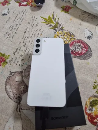 Móvil Samsung s22 plus 128 bateria al 100