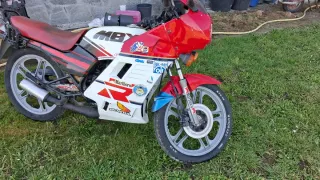 Honda MBX 80 Roja y Blanca