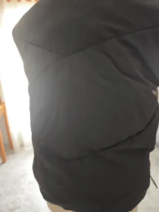 Chaleco acolchado reversible Bershka beige