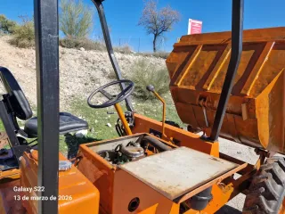Dumper volquete basculante